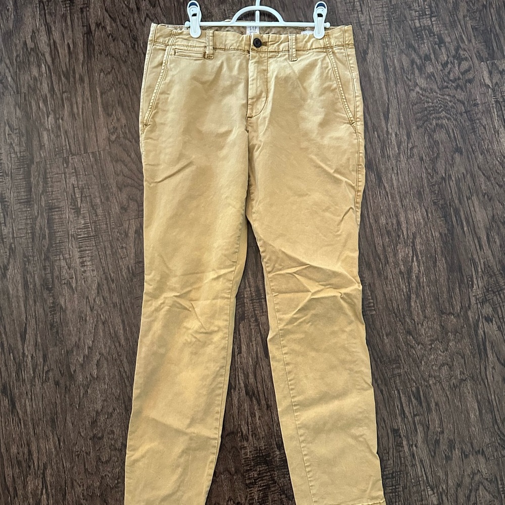 Gap Khaki pants